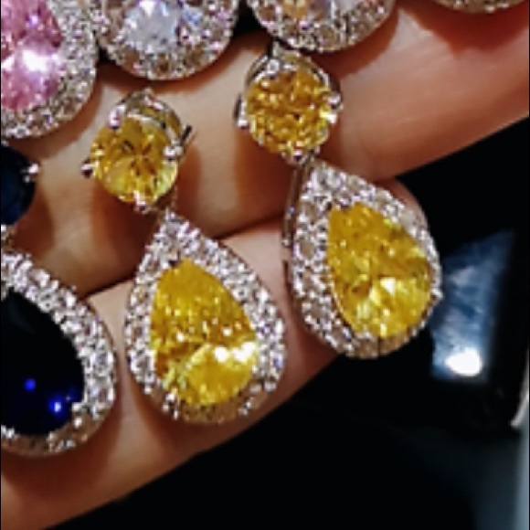 New Sterling silver diamond earrings - Picture 2 of 2